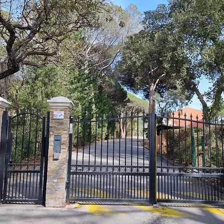 Apartamento Chez K&d Nature Avec Piscine St Raphael Saint-Raphaël