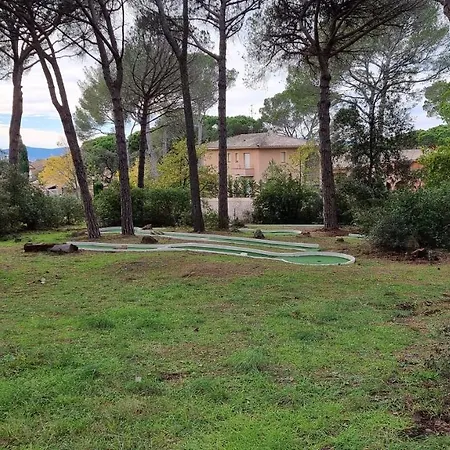 公寓 Chez K&d Nature Avec Piscine St Raphael
